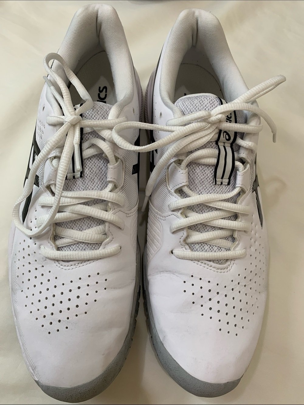 Asics shoes men size 9.5